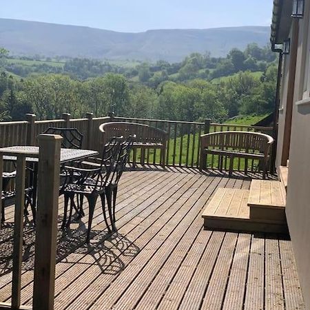 Cottage With Outstanding Views Velindre  Εξωτερικό φωτογραφία