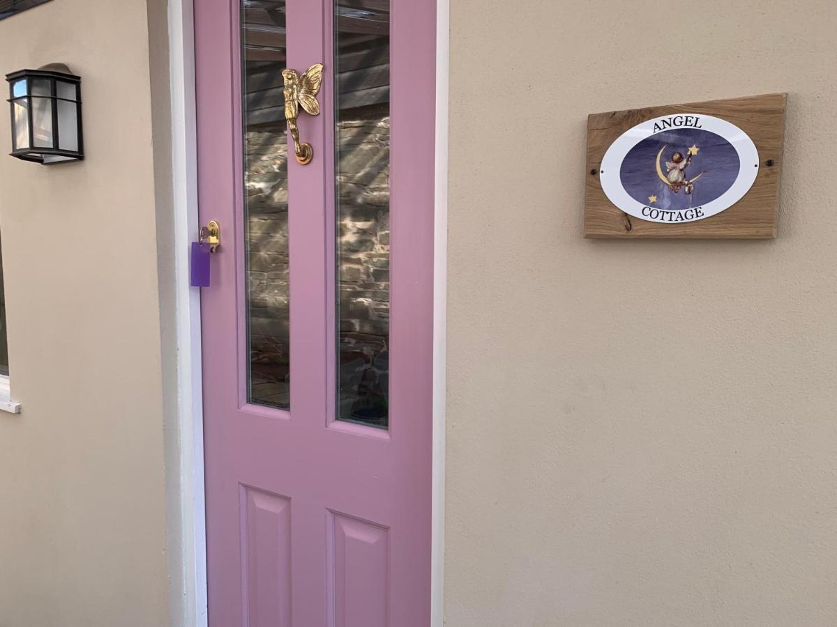 Cottage With Outstanding Views Velindre  Εξωτερικό φωτογραφία